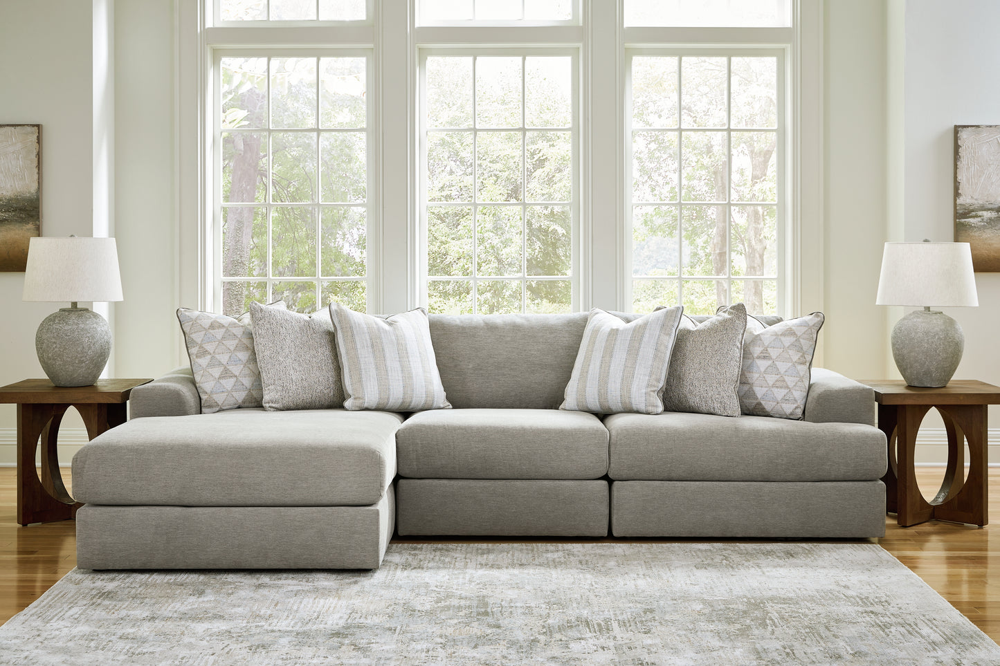 Cape Furniture Outlet - Ashley Furniture - Avaliyah Sectional - RAF 3-Piece Sectional with Chaise / Ash - 58103S3