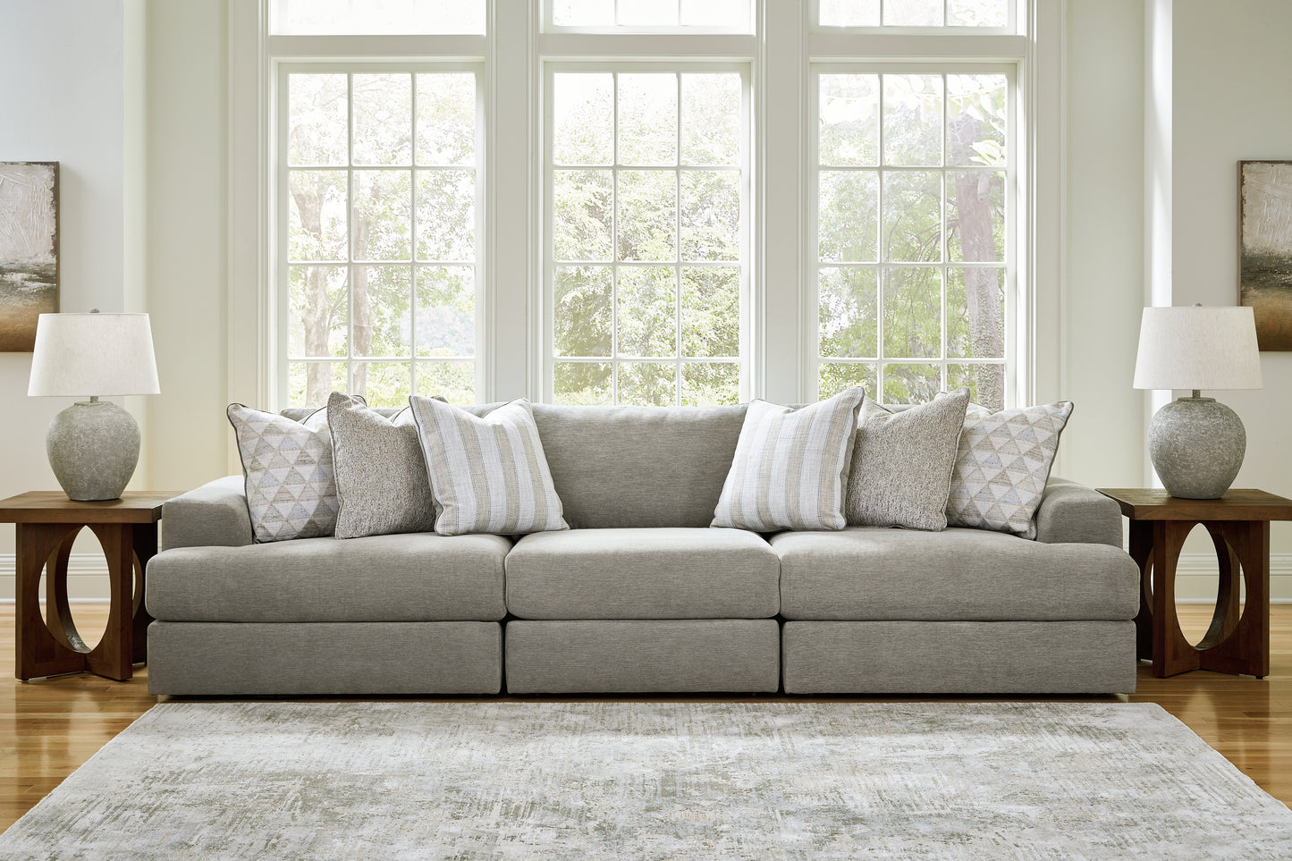 Cape Furniture Outlet - Ashley Furniture - Avaliyah Sectional - RAF 3-Piece Sectional Sofa / Ash - 58103S2