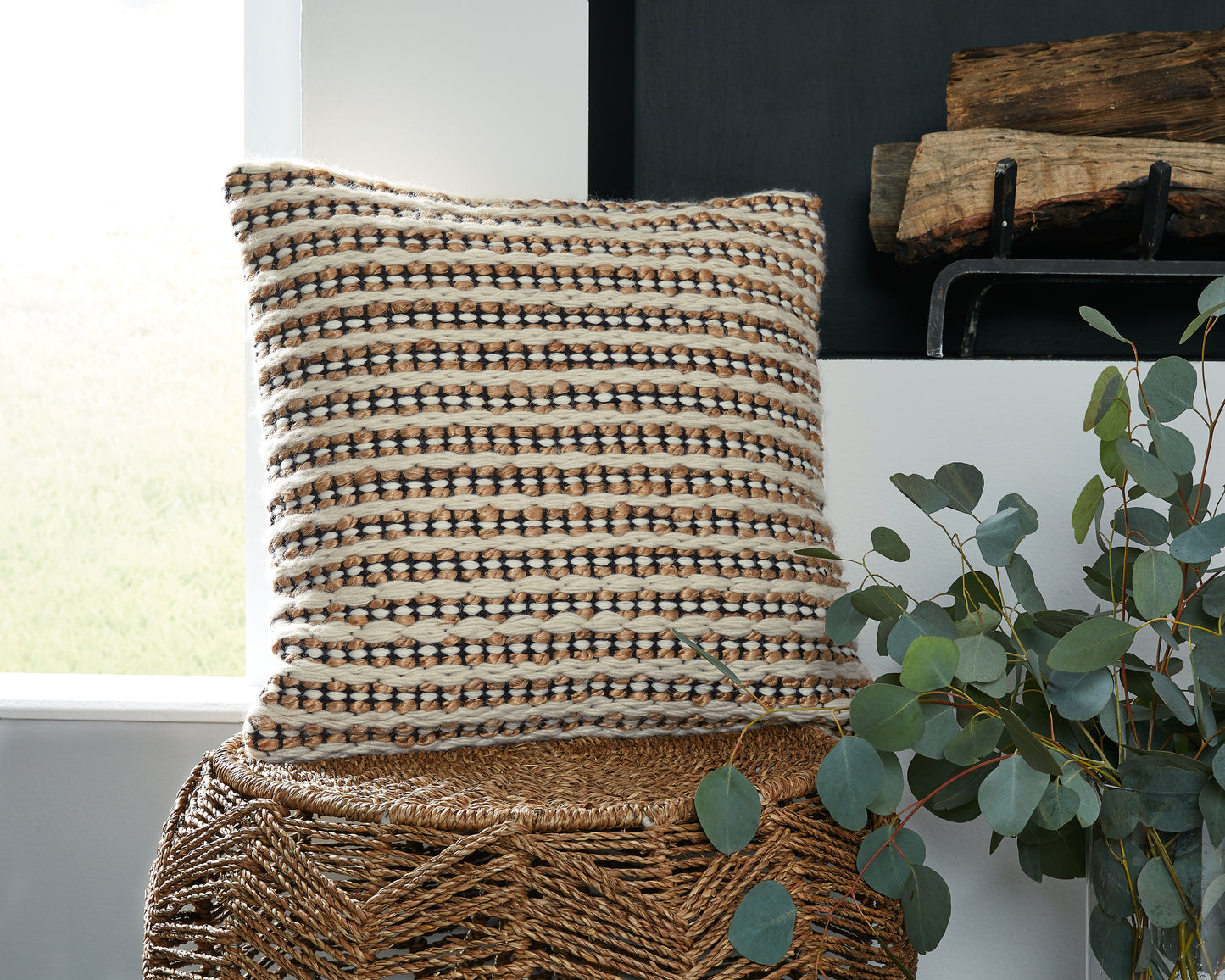 Cape Furniture Outlet - Ashley Furniture - Nealington Pillows - Pillow / Brown/Black/White - A1000929P
