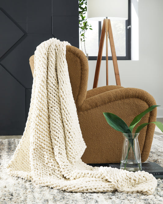 Cape Furniture Outlet - Ashley Furniture - Chaddon Throw (Set of 3) - Throw (3/CS) / Ivory - A1001060