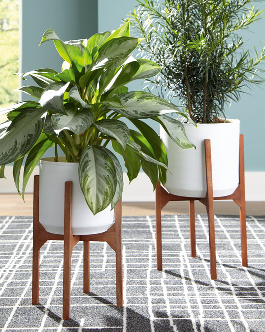 Cape Furniture Outlet - Ashley Furniture - Dorcey Planter (Set of 2) - Planter Set (Set of 2) / White/Brown - A2000427