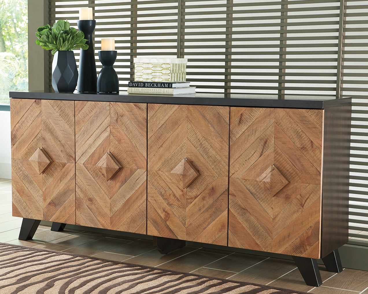 Cape Furniture Outlet - Ashley Furniture - Robin Ridge Accent Cabinet - Accent Cabinet / Two-tone Brown - A4000031