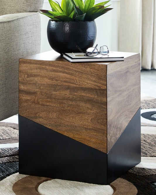Cape Furniture Outlet - Ashley Furniture - Trailbend Accent Table - Accent Table / Brown/Gunmetal - A4000311