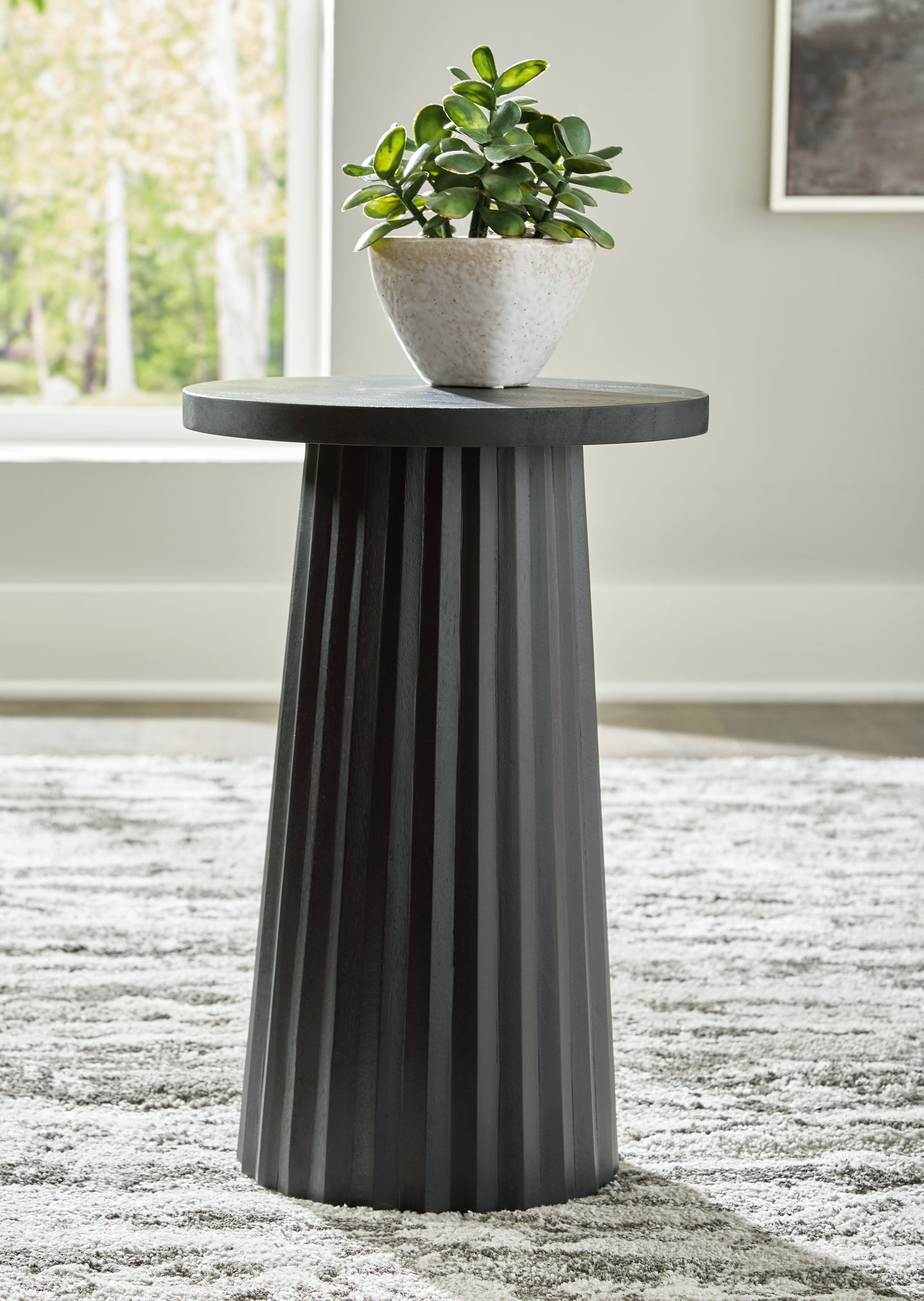 Cape Furniture Outlet - Ashley Furniture - Ceilby Accent Table - Accent Table / Black - A4000603