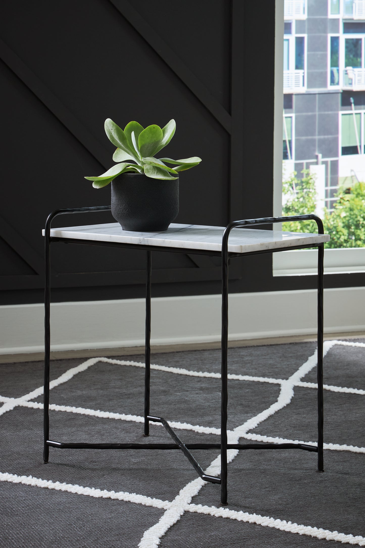 Cape Furniture Outlet - Ashley Furniture - Ashber Accent Table - Accent Table / White/Black - A4000609