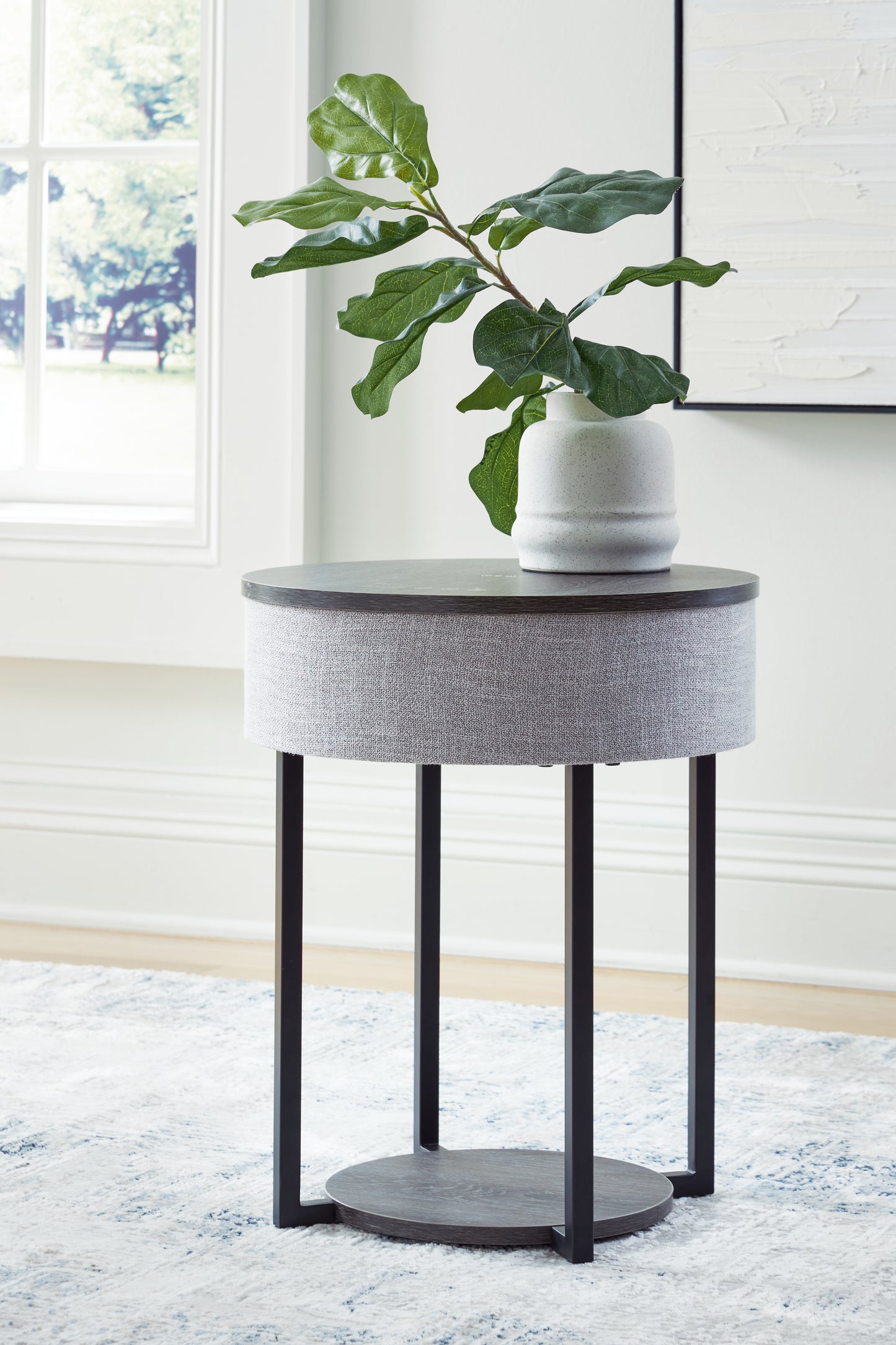 Cape Furniture Outlet - Ashley Furniture - Sethlen Accent Table with Speaker - Accent Table with Speaker / Gray/Black - A4000641