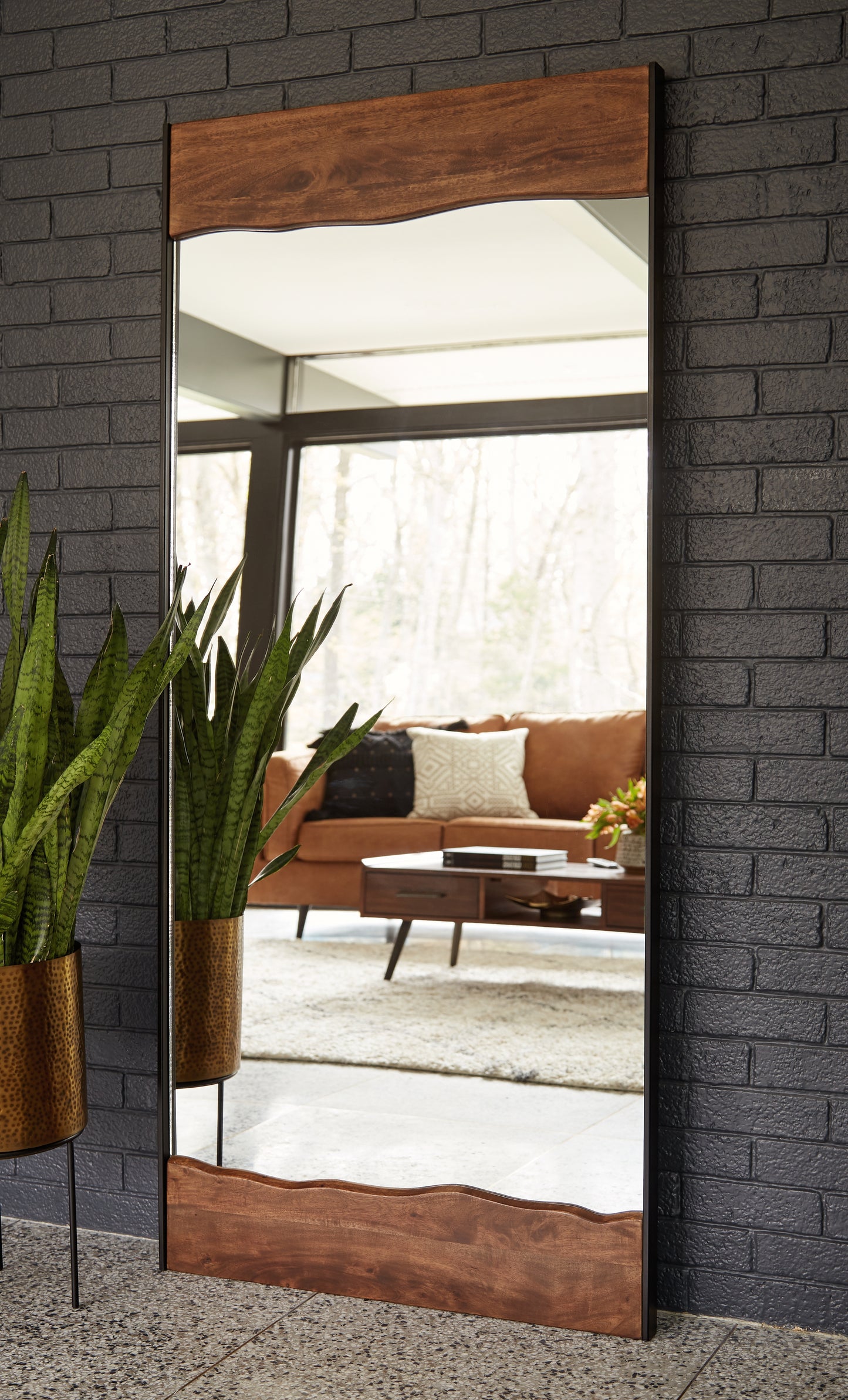 Cape Furniture Outlet - Ashley Furniture - Panchali Mirror - Floor Mirror / Brown/Black - A8010197