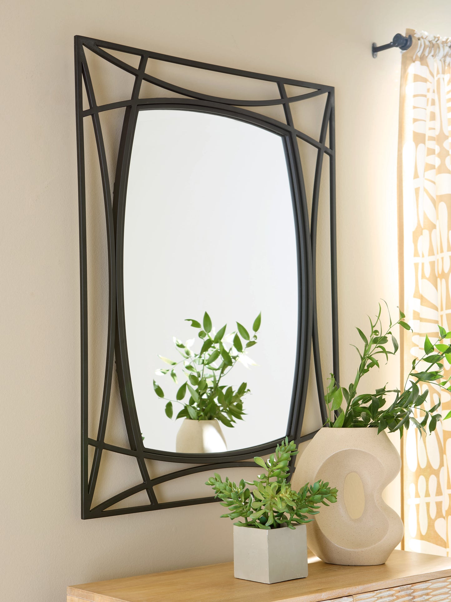 Cape Furniture Outlet - Ashley Furniture - Freenville Mirror - Accent Mirror / Black - A8010408