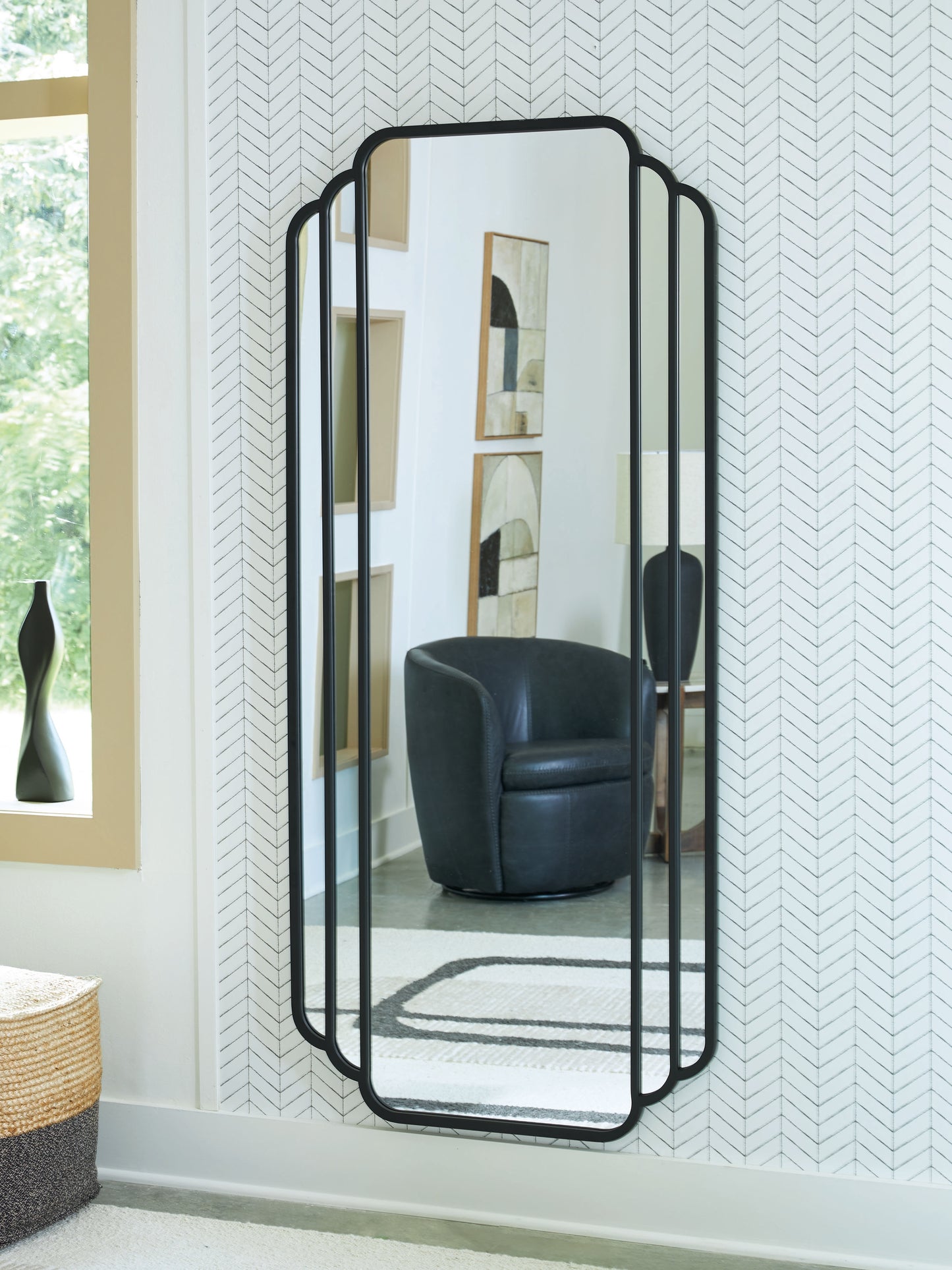 Cape Furniture Outlet - Ashley Furniture - Antigone Mirror - Floor Mirror / Black - A8010434