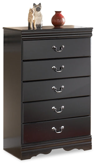Cape Furniture Outlet - Ashley Furniture - Huey Vineyard Bedroom - Five Drawer Chest / Black - B128-46