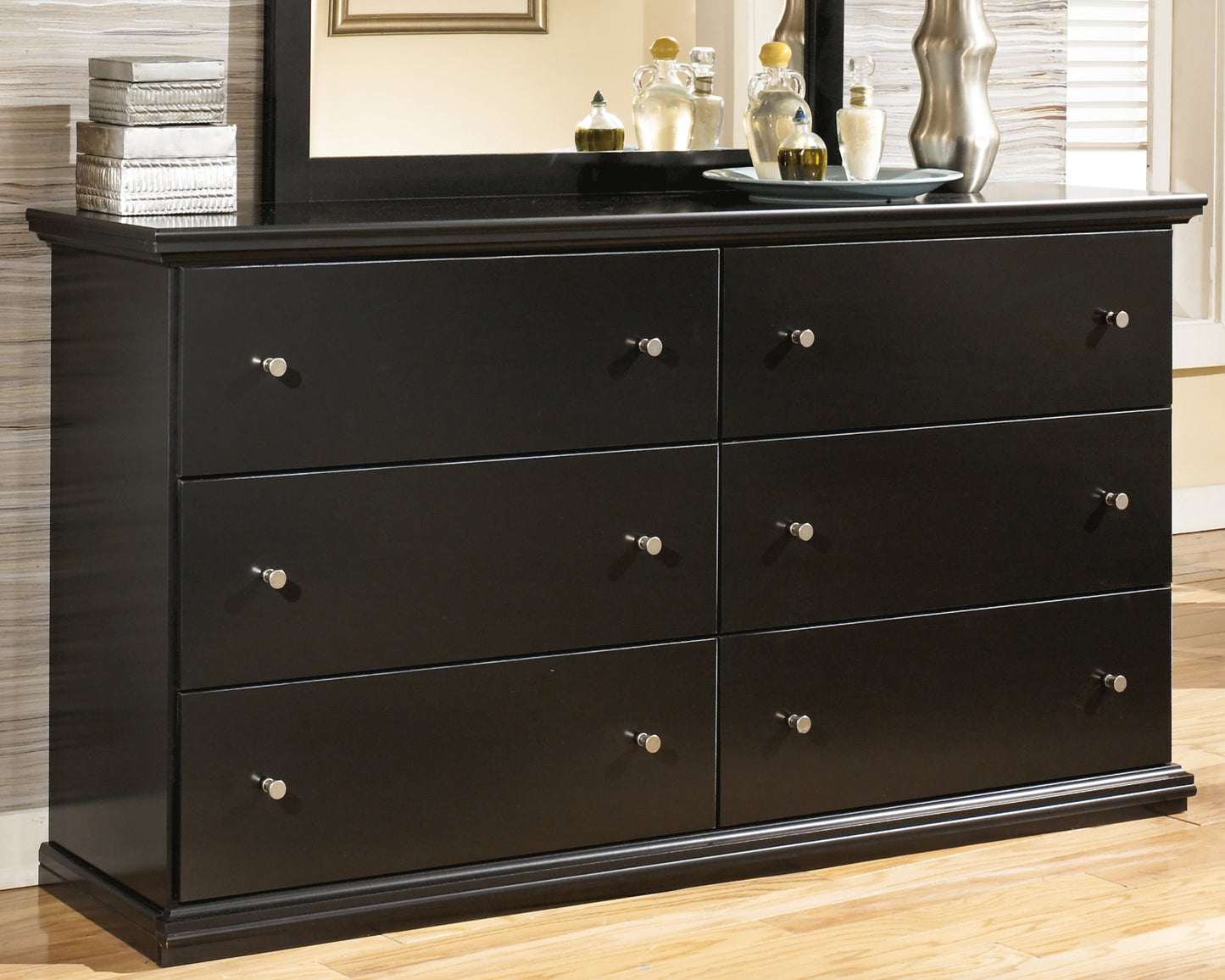 Cape Furniture Outlet - Ashley Furniture - Maribel Bedroom - Six Drawer Dresser / Black - B138-31