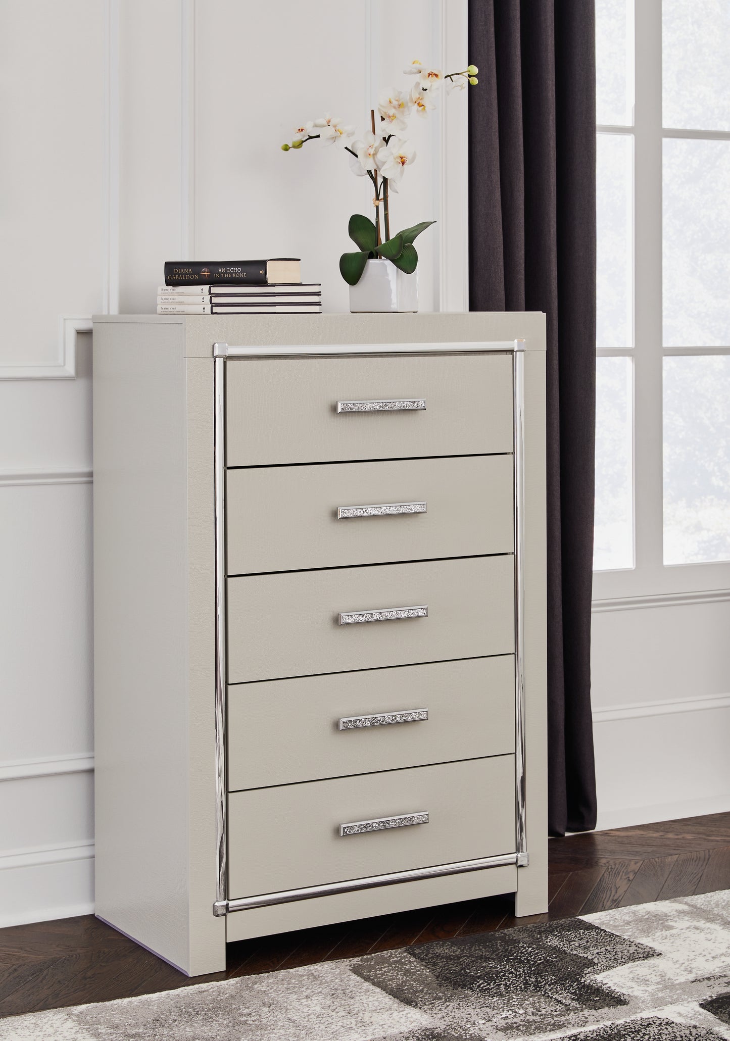 Cape Furniture Outlet - Ashley Furniture - Zyniden Bedroom - Five Drawer Chest / Silver - B2114-46