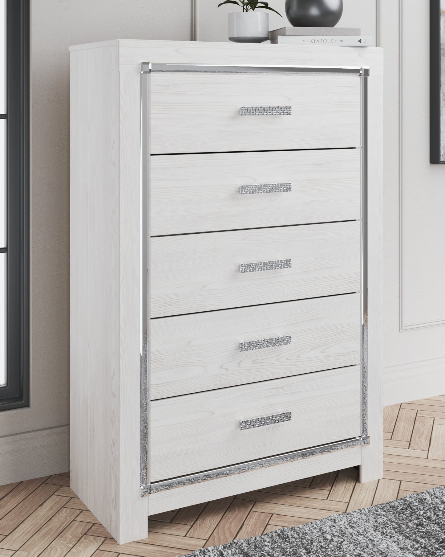 Cape Furniture Outlet - Ashley Furniture - Altyra Bedroom - Five Drawer Chest / White - B2640-46