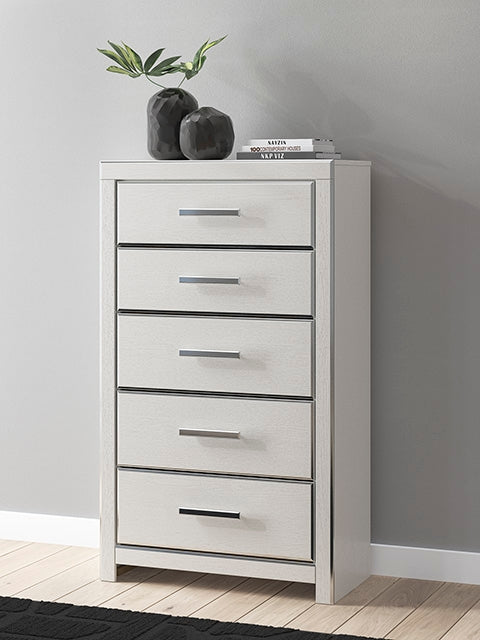 Cape Furniture Outlet - Ashley Furniture - Zuraleus Bedroom - Five Drawer Chest / White - PCB3381-46