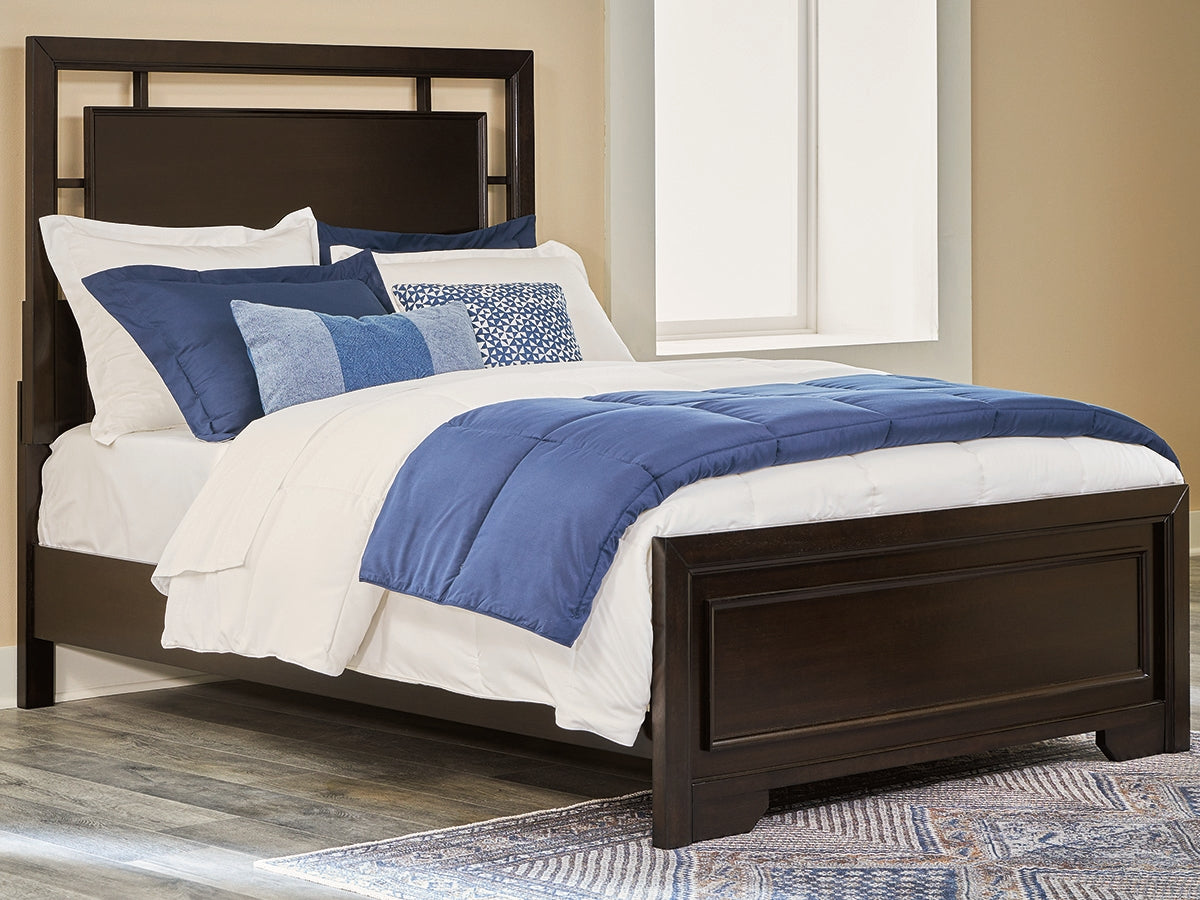 Cape Furniture Outlet - Ashley Furniture - Covetown Bedroom - Full Panel Bed / Dark Brown - B441B4