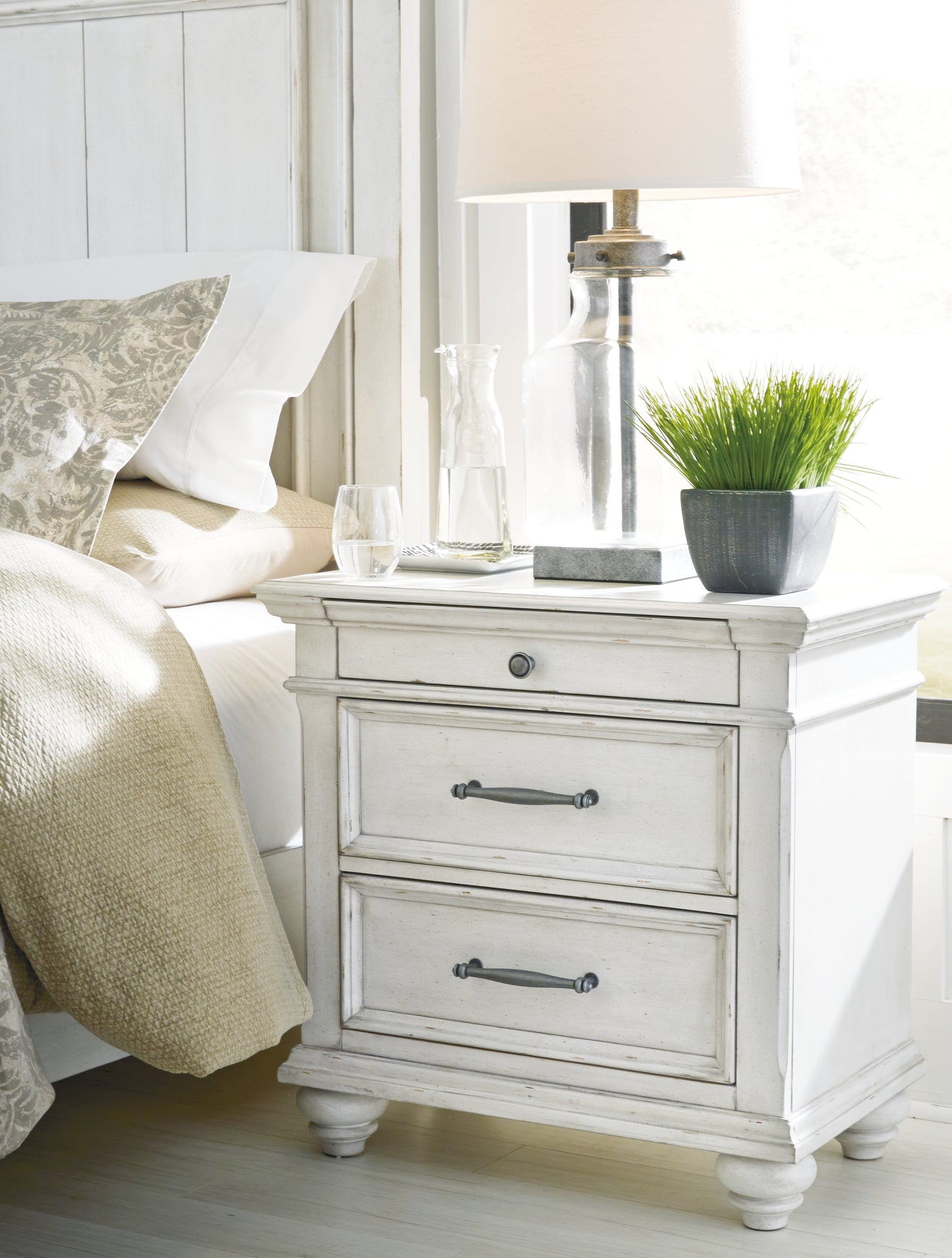 Cape Furniture Outlet - Ashley Furniture - Kanwyn Bedroom - Three Drawer Night Stand / Whitewash - B777-93