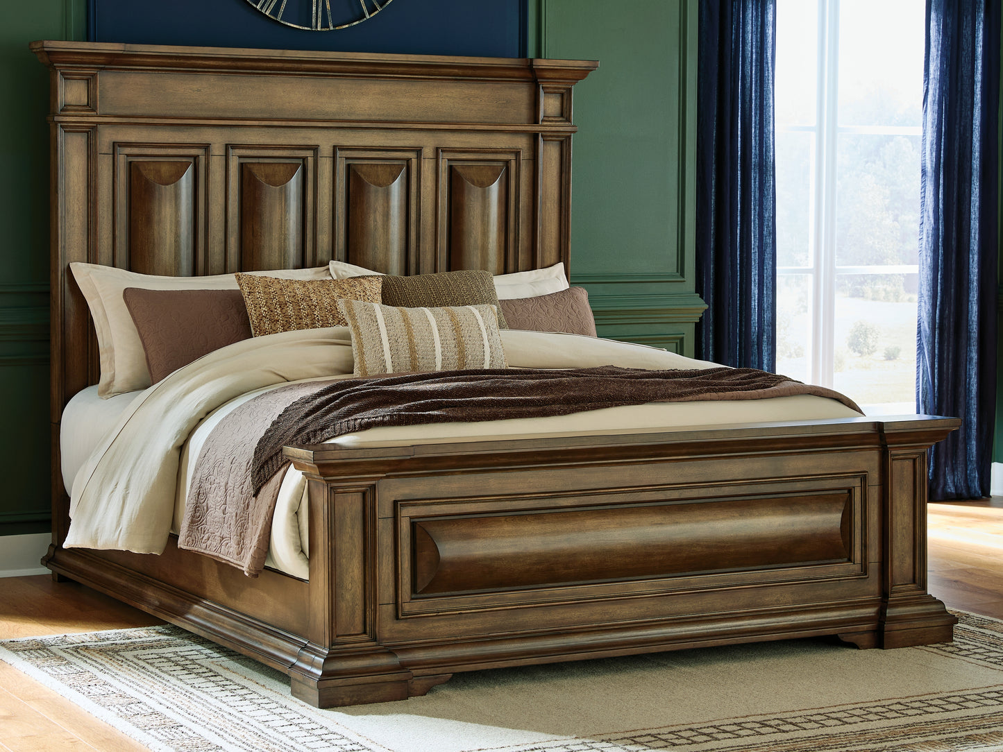 Cape Furniture Outlet - Ashley Furniture - Frantanna Bedroom - King Panel Bed / Brown - PCB949B6