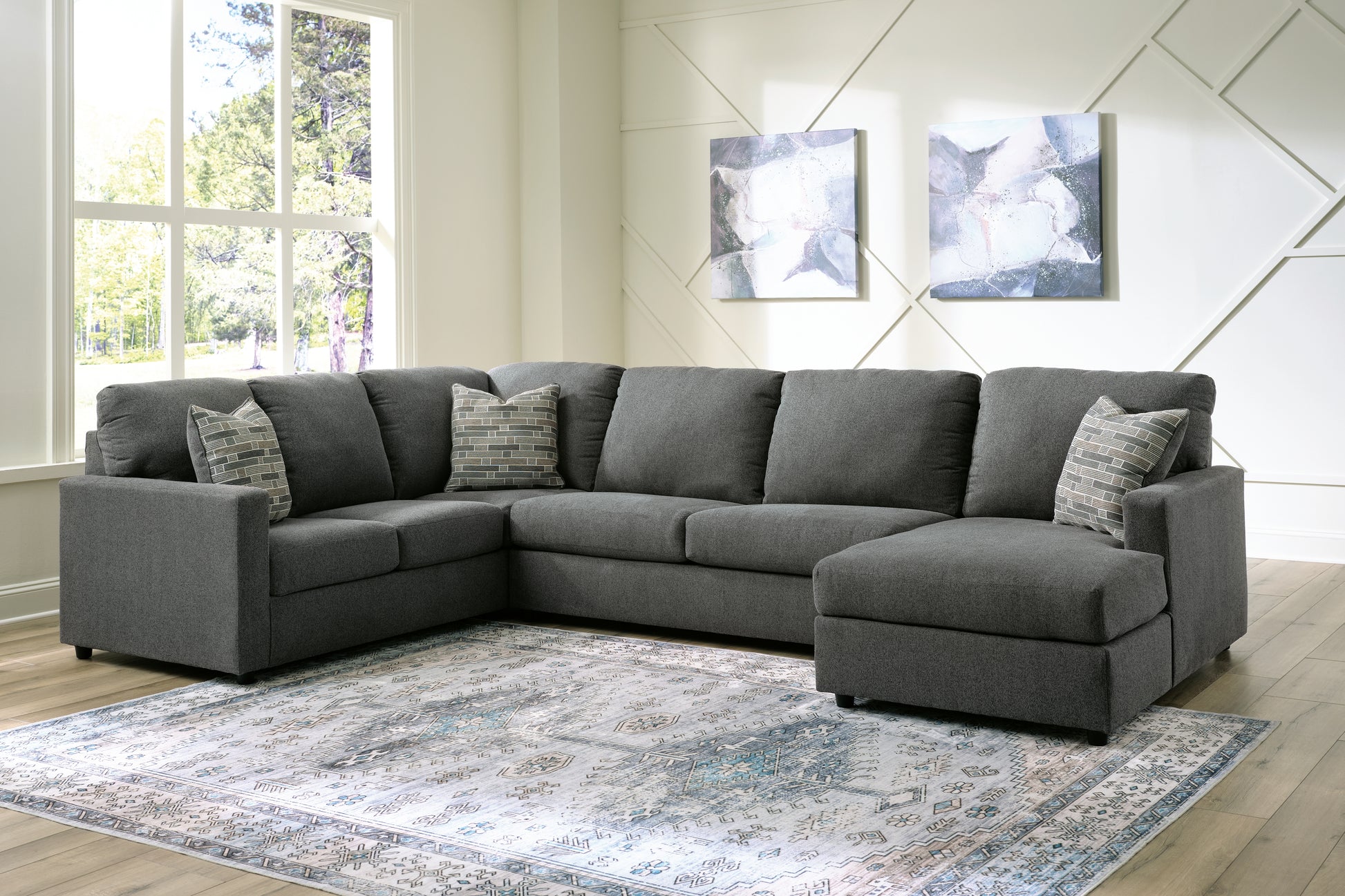 Cape Furniture Outlet - Ashley Furniture - Edenfield Sectional - RAF 3-Piece Sectional with Chaise / Linen - 29004S1