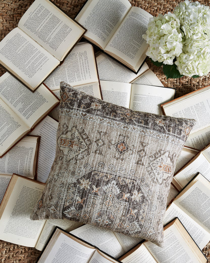 Cape Furniture Outlet - Ashley Furniture - Roseridge Pillows - Pillow (4/CS) / Brown/Black/Cream - A1000972