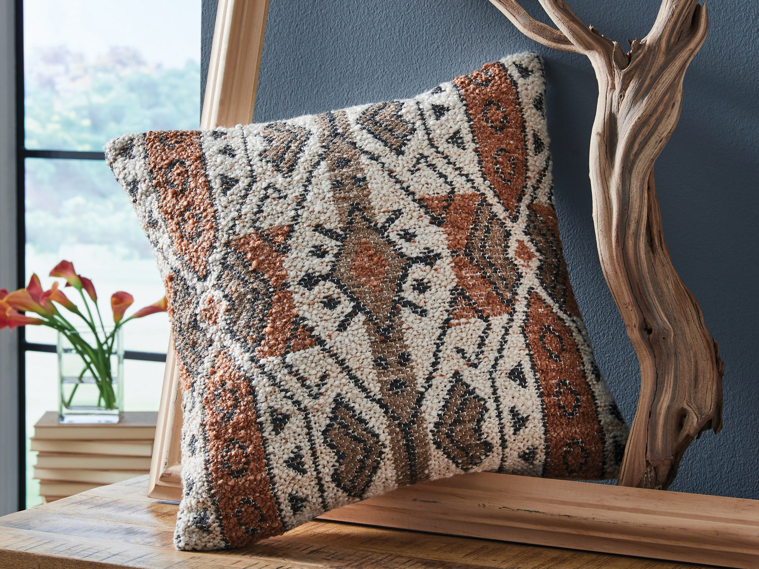 Cape Furniture Outlet - Ashley Furniture - Kierenworth Pillows - Pillow (4/CS) / Sienna/Ivory/Black - A1001110
