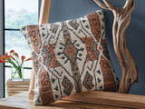 Pillow (4/CS)