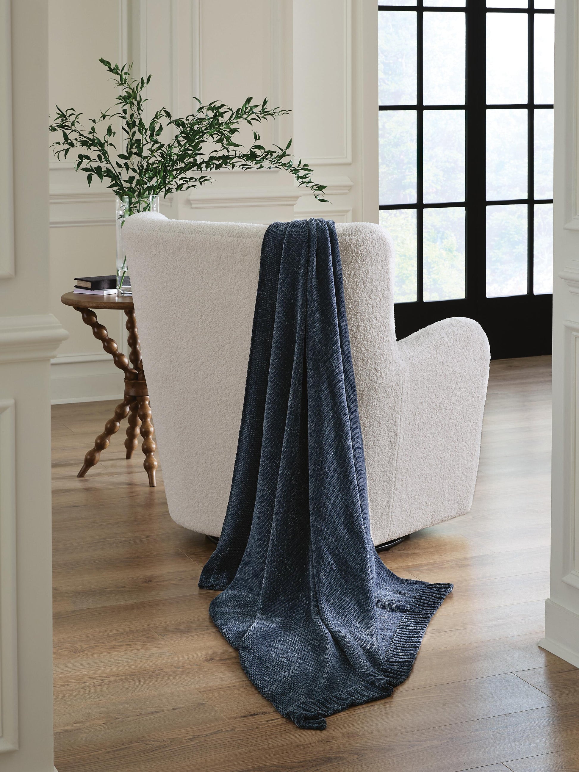 Cape Furniture Outlet - Ashley Furniture - Anawood Throw (Set of 3) - Throw (3/CS) - A1001189