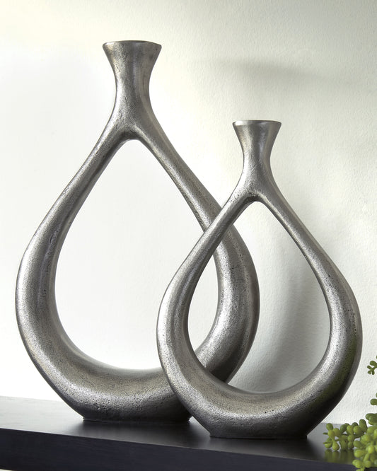 Cape Furniture Outlet - Ashley Furniture - Dimaia Vase - Vase (Set of 2) (2/CS) / Antique Silver Finish - A2000348