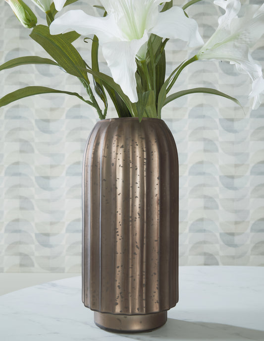 Cape Furniture Outlet - Ashley Furniture - Briarcott Vase - Vase / Brown - A2000704