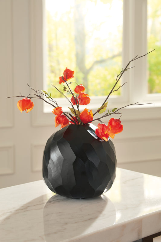 Cape Furniture Outlet - Ashley Furniture - Ryanford Vase - Vase / Black - A2000717