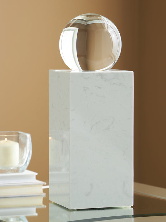 Cape Furniture Outlet - Ashley Furniture - Sellner Sculpture - Sculpture / Clear/White - A2000778