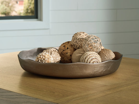 Cape Furniture Outlet - Ashley Furniture - Wallmen Tray - Tray / Champagne Gold Finish - A2000817