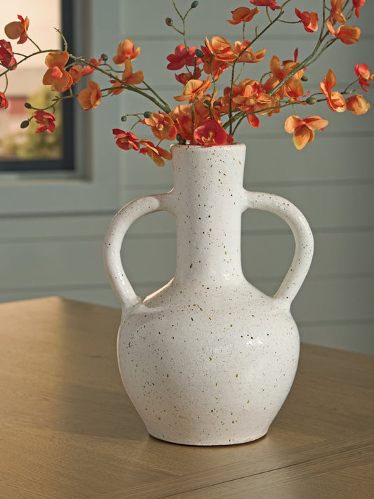 Cape Furniture Outlet - Ashley Furniture - Dallinworth Vase - Vase / White/Black - A2000831