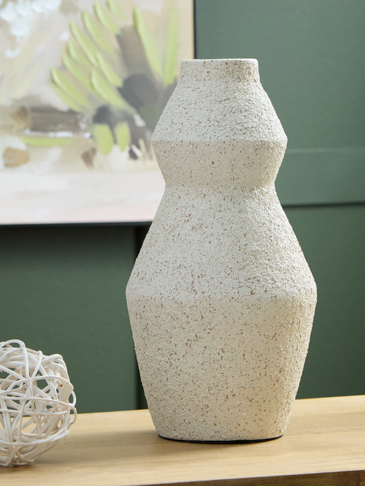 Cape Furniture Outlet - Ashley Furniture - Dawthorne Vase - Vase / Cream - A2000850