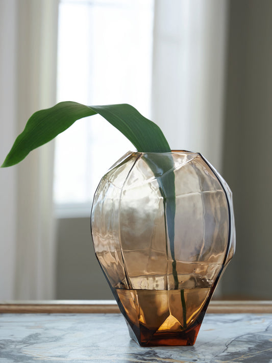 Cape Furniture Outlet - Ashley Furniture - Ewart Vase - Vase / Light Brown - A2000866