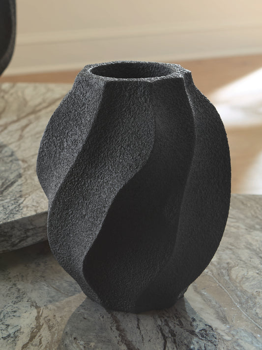 Cape Furniture Outlet - Ashley Furniture - Judworth Vase - Vase / Black - A2000875