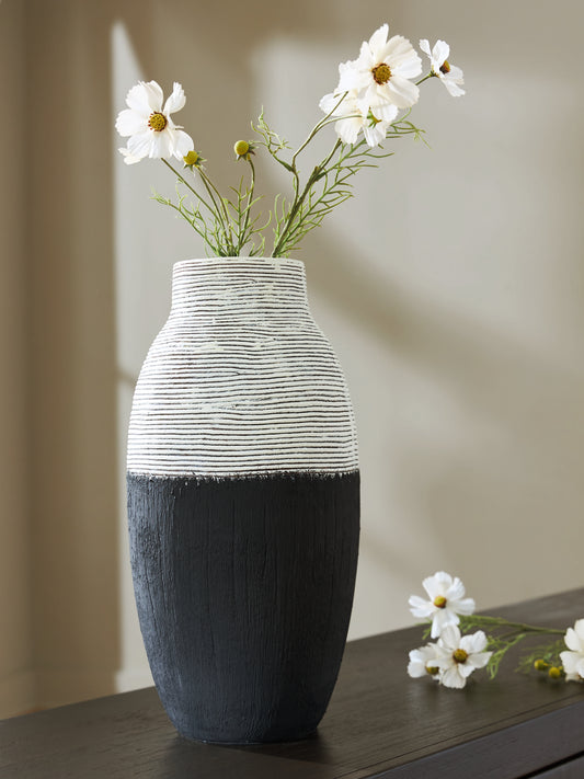 Cape Furniture Outlet - Ashley Furniture - Girtha Vase - Vase / Antique White/Black - A2000877