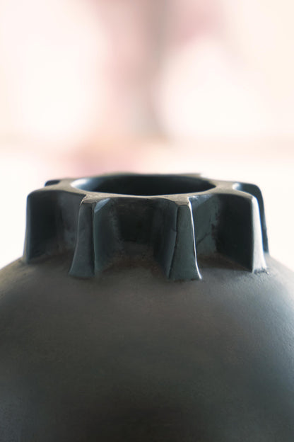 Kaslett Vase