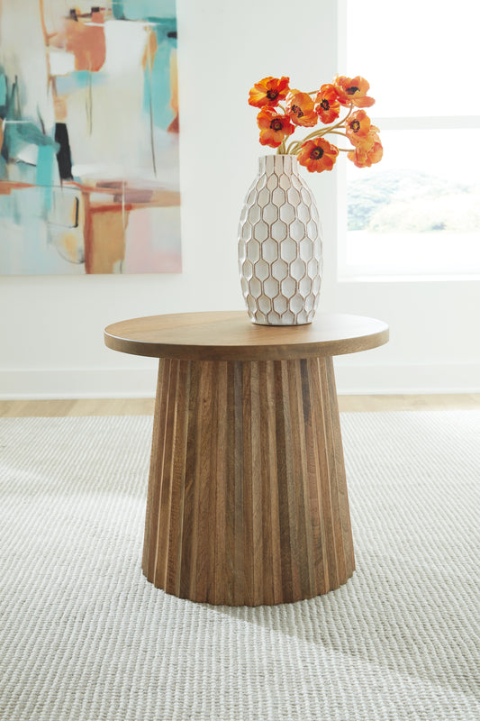 Cape Furniture Outlet - Ashley Furniture - Ceilby Accent Table - Accent Table / Natural - A4000602
