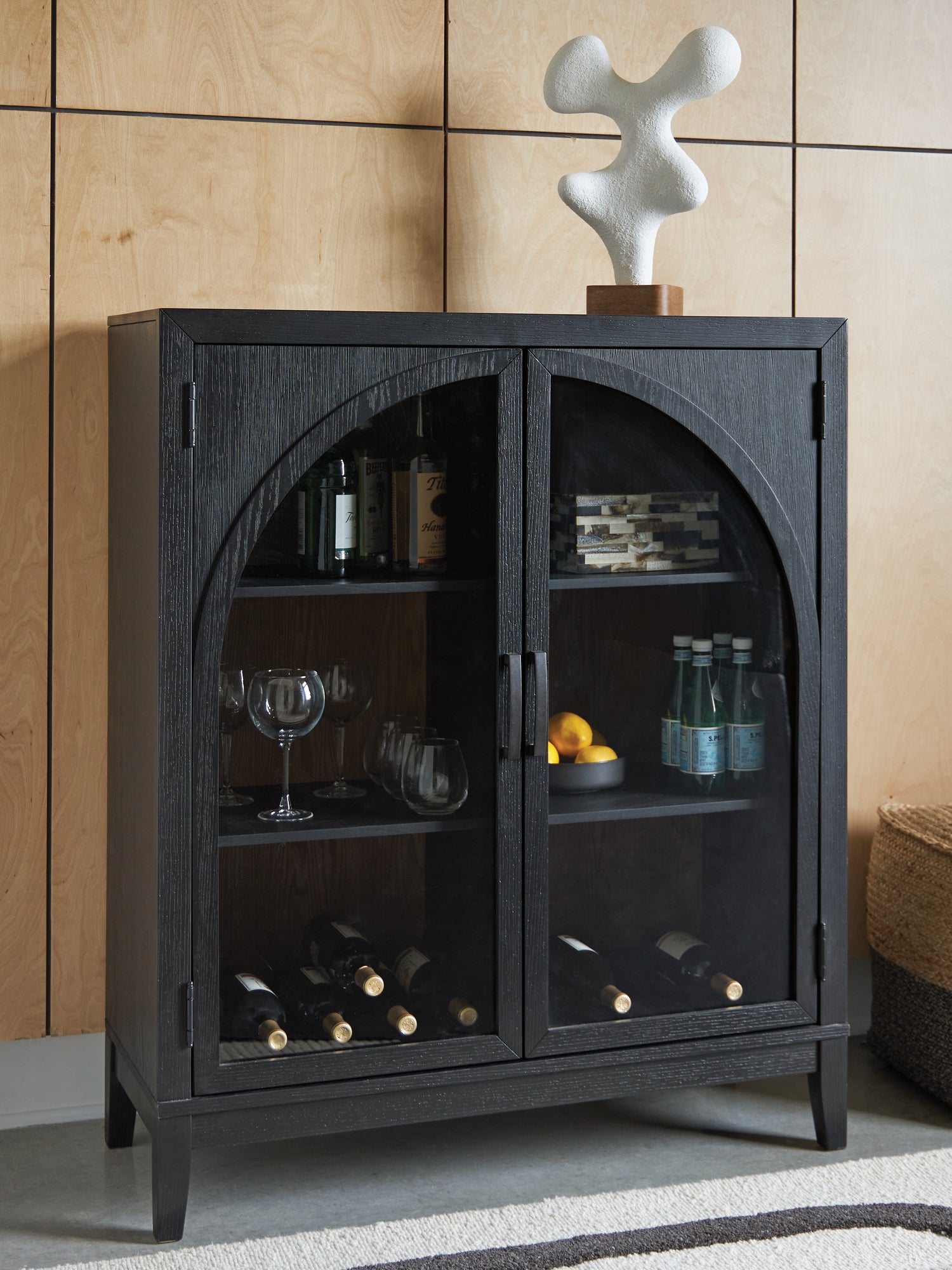 Cape Furniture Outlet - Ashley Furniture - Armenleigh Accent Cabinet - Bar Cabinet / Black/Brown - A4000702
