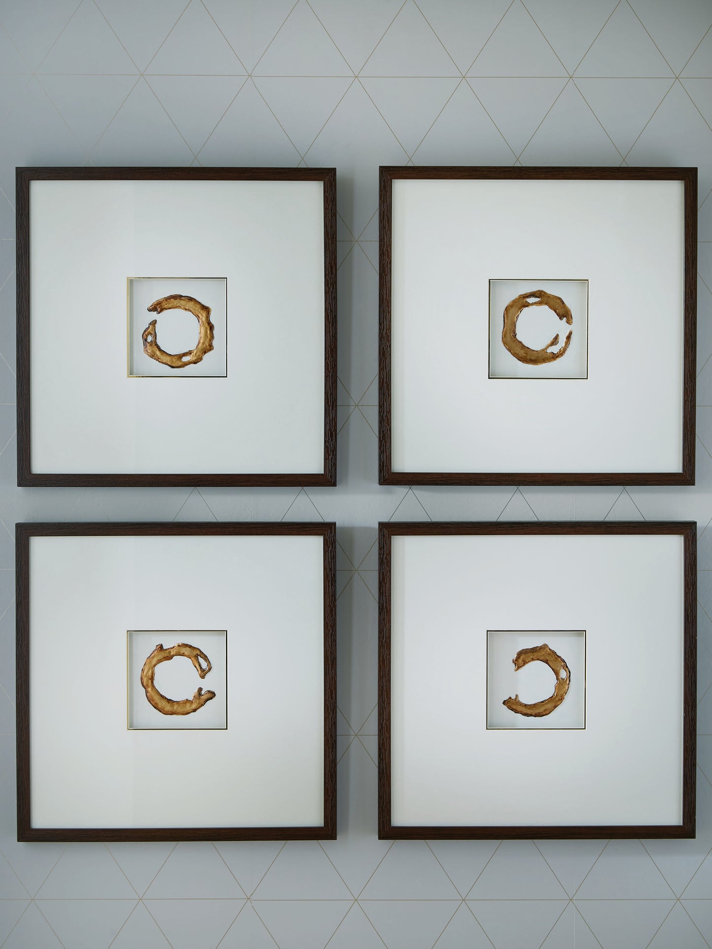 Cape Furniture Outlet - Ashley Furniture - Dallbourne Wall Decor - Wall Art Set (4/CN) / White/Gold Finish - A8000491