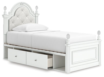 Kozlani Bedroom