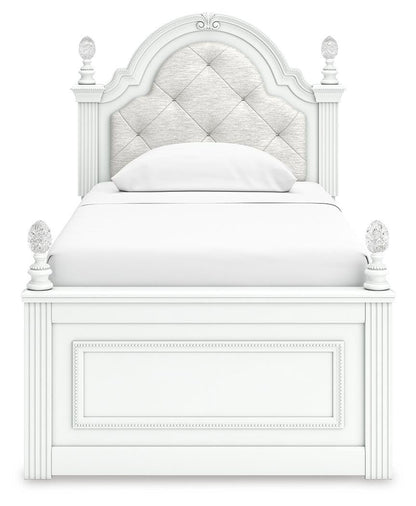 Kozlani Bedroom