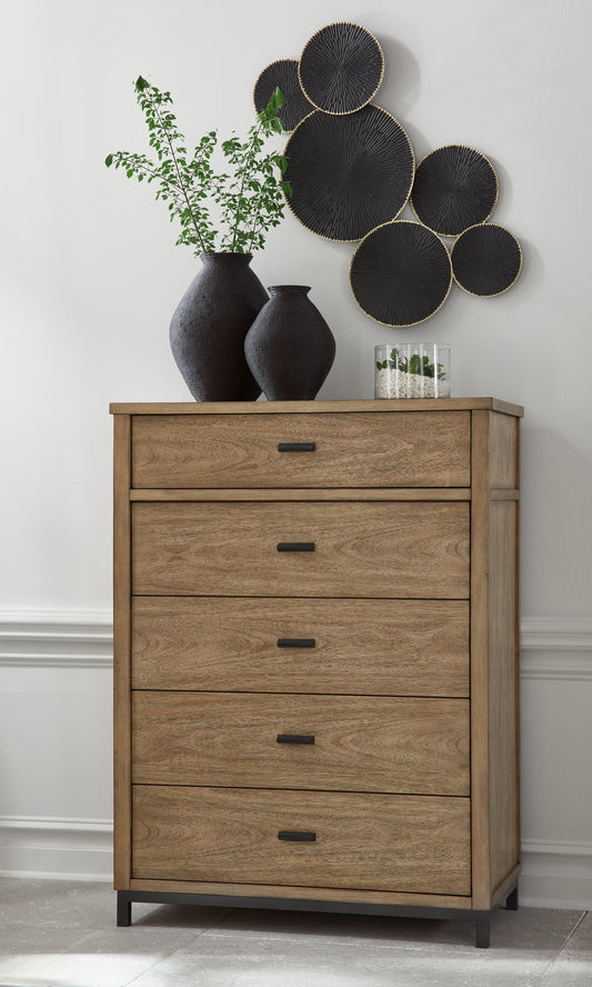 Cape Furniture Outlet - Ashley Furniture - Tomtyn Bedroom - Dresser and Mirror / Light Brown - B622B1