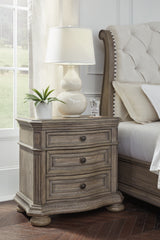 Queen Upholstered Sleigh Bed