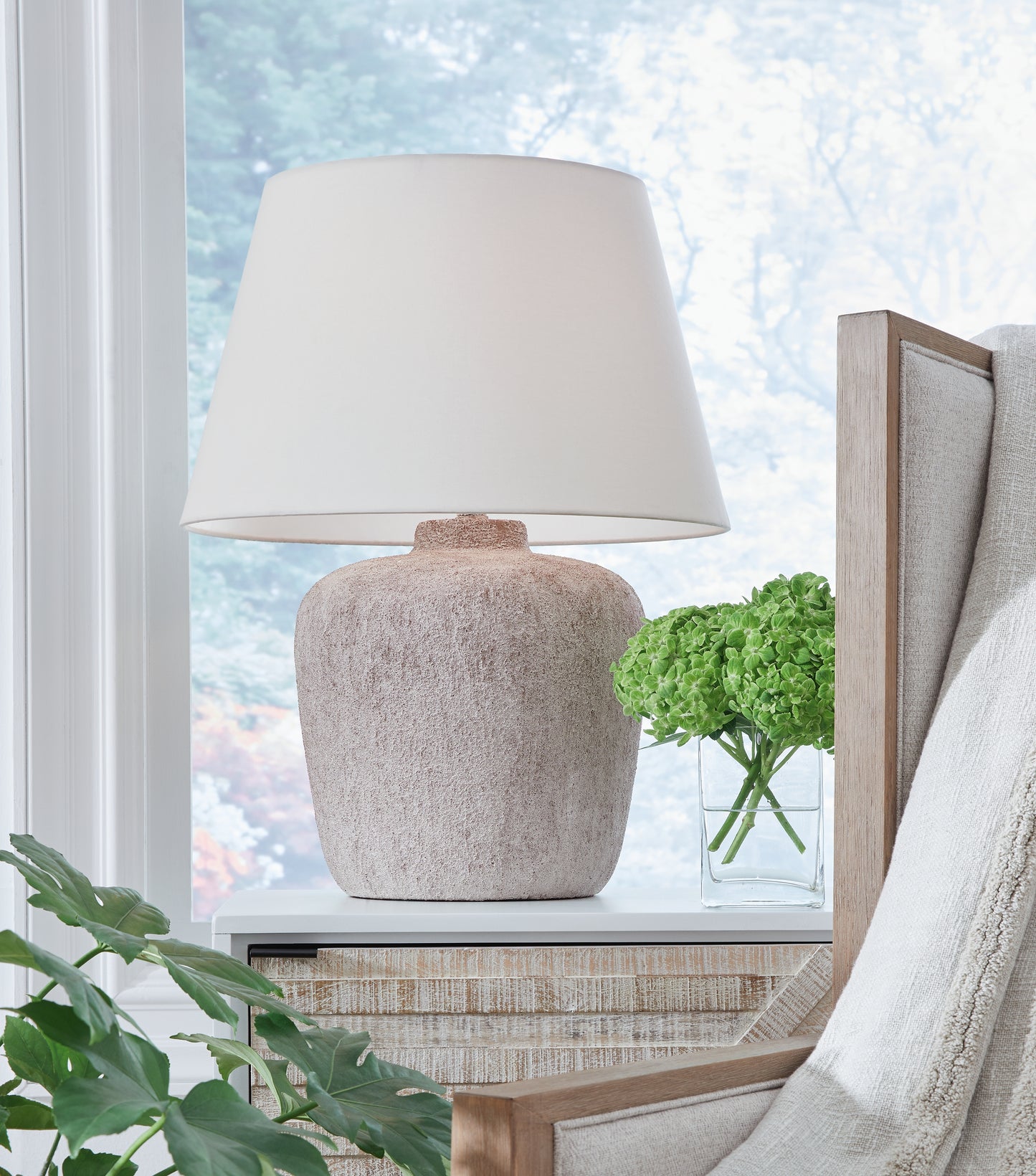 Cape Furniture Outlet - Ashley Furniture - Danry Lighting - Table Lamp (Set of 2) / Distressed Cream - L207454X2