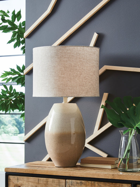 Cape Furniture Outlet - Ashley Furniture - Linas Lighting - Metal Table Lamp (1/CN) / Cream/Beige - L207594