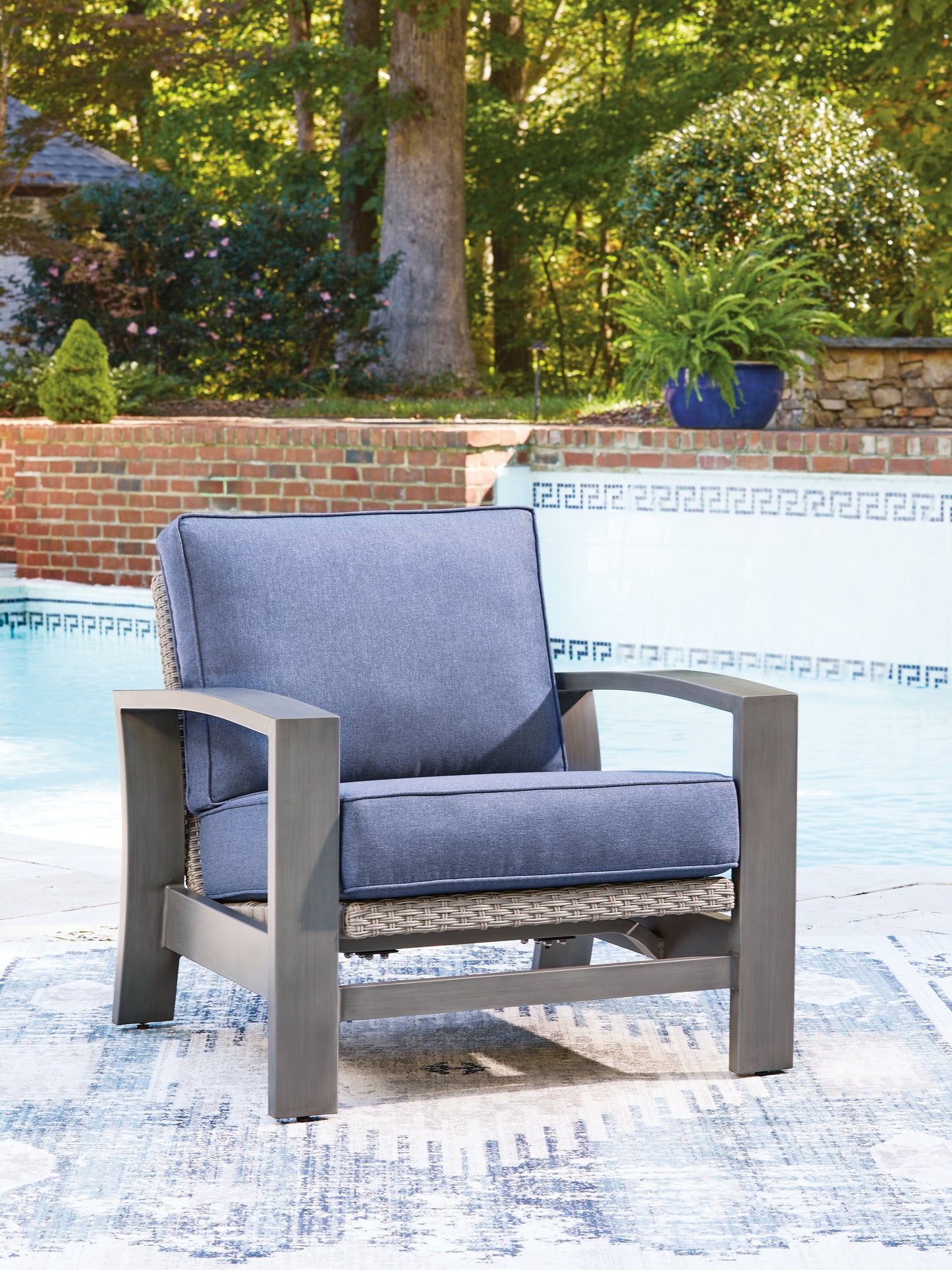 Cape Furniture Outlet - Ashley Furniture - Half Moon Beach Outdoor - Spring Lounge Chair / Blue/Gray - PCP418-820