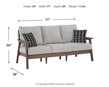 Emmeline Outdoor