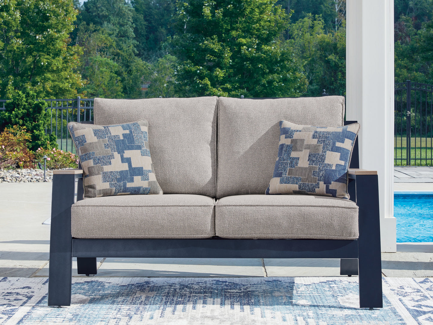 Cape Furniture Outlet - Ashley Furniture - East Beach Outdoor - Loveseat w/Cushion / Navy Blue/Driftwood - PCP587-835