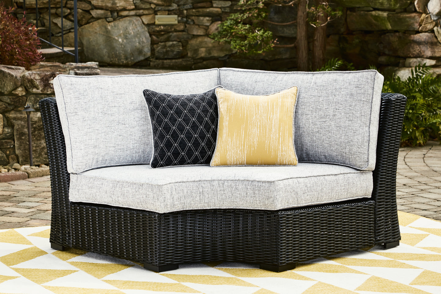 Cape Furniture Outlet - Ashley Furniture - Beachcroft Outdoor - Curved Corner Chair w/Cushion / Black/Light Gray - P792-851
